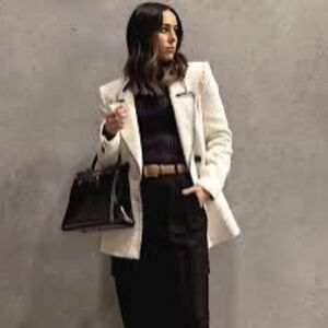 NWOT ZARA SEAMED STRAIGHT CUT TEXTURED BLAZER